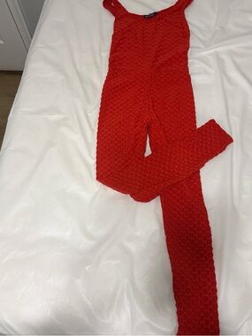 Red Textured Girls' Jumpsuit Romper